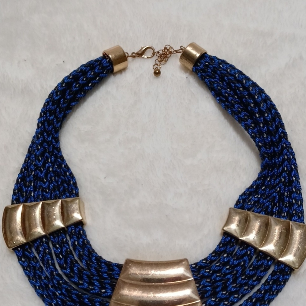 Necklace - Picture 2 of 7